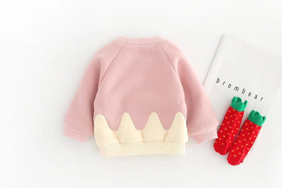 Baby plus velvet sweater autumn and winter new men and women baby foreign gas thick cotton coat pouch egg winter clothing
