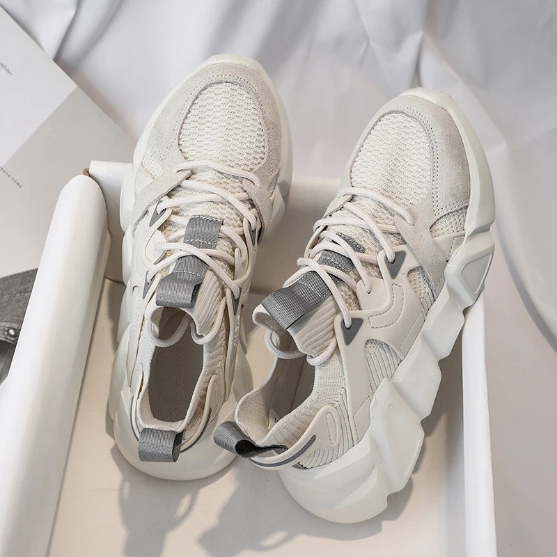 Women Vulcanized Shoes 2021 New Fashion Light Shoes Men Women High-rise Sneakers Breathable Walking Running Shoes Plus Size 44