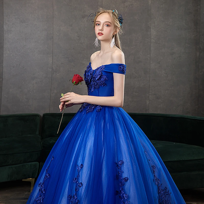 Quinceanera Dresses Sexy V-neck Ball Gown Vintage Lace Embroidery Party Prom Formal Quinceanera Dress Plus Szie