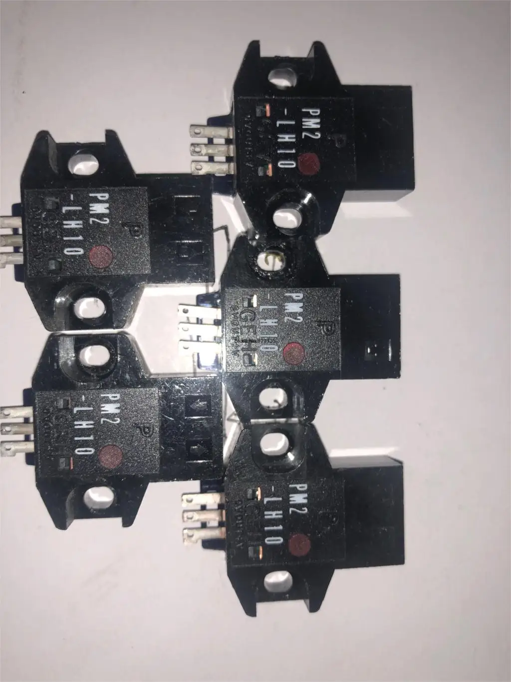 

NEW PM2-LH10 SENSOR PROX NPN 2.5-8MM 5-24VDC Free Shipping