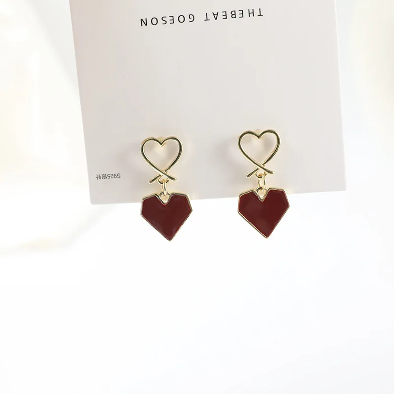 Drop Earrings Dangle Earrings Pearl Earrings Pendant Earrings Imitation Pearl Earrings for Women Hollow Heart Pendants Korean Drop Earrings Personality Hanging earrings boucle oreille femme