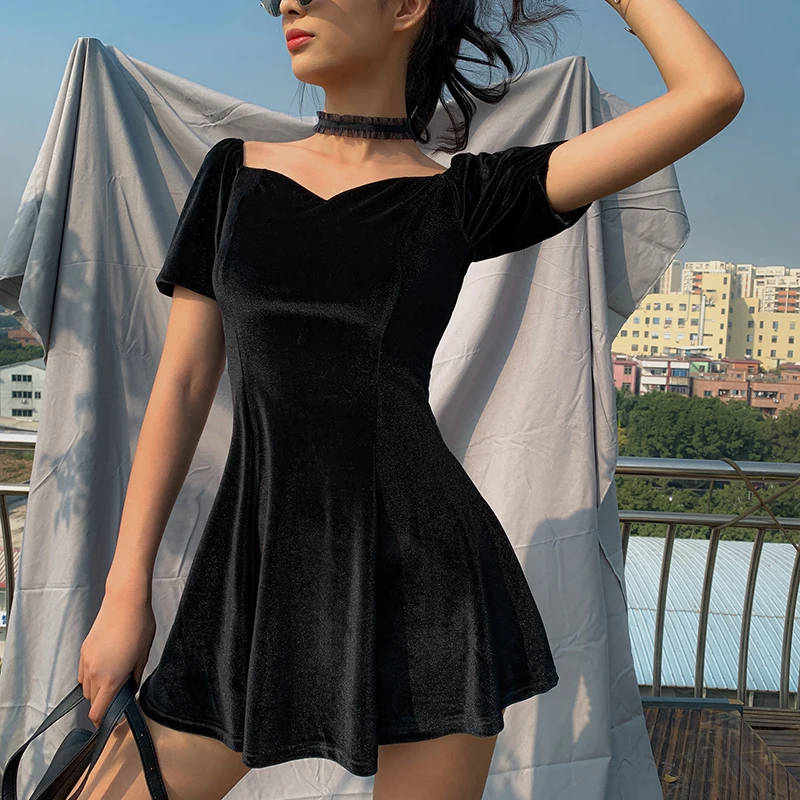 

Woman Sexy Dress Mini Vestidos Short Sleeve A-line Black Mini Dresses Retro Vintage Square Collar sukienki Dresses