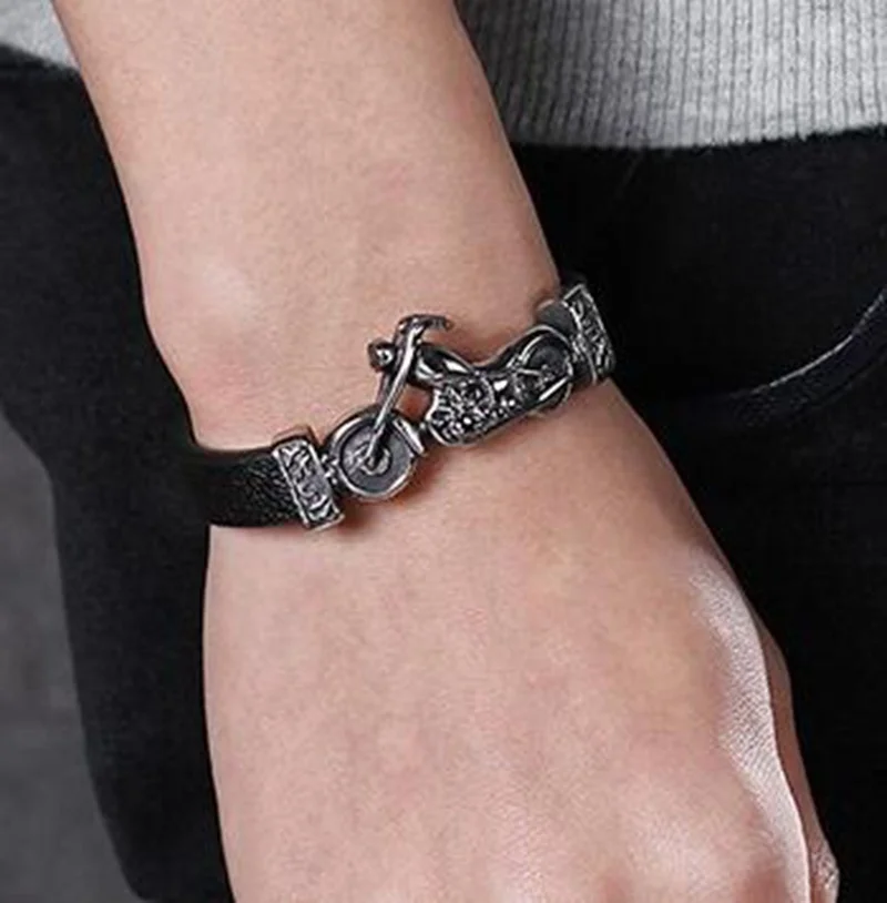 Fashion Hip Hop Rock Skull Leather Bracelet Personality Motorcycle Bike Silver Color Bracelet for Men Jewelry bracelet jewelry