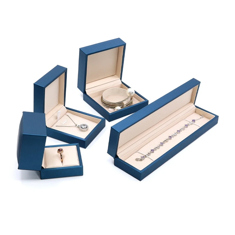 

Ювелирный набор из высококачественной кожи, шкатулка с кольцом, подвеской, браслетом, ожерельем, веревосветильник из искусственной кожи, демонстрация упаковки для ювелирных изделий