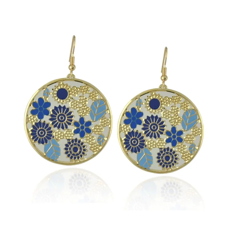 

ways is royal classic carve patterns or designs on woodwork rapeseed earrings queen temperament joker eardrop wholesale