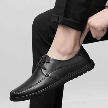 

Classic Comfortable lace up oxfords Men Casual genuine Leather Shoes Men Flats handmade Hot Sale Driving Shoes Moccasins