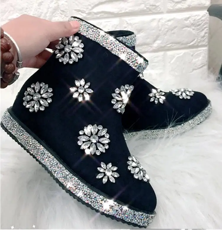 Зимние Бархатные ботинки на меху ручной работы, со стразами Роскошная обувь на скрытом каблуке, увеличивающая рост, с острым носком хлопчатобумажная обувь, обувь для снега, женские сапоги