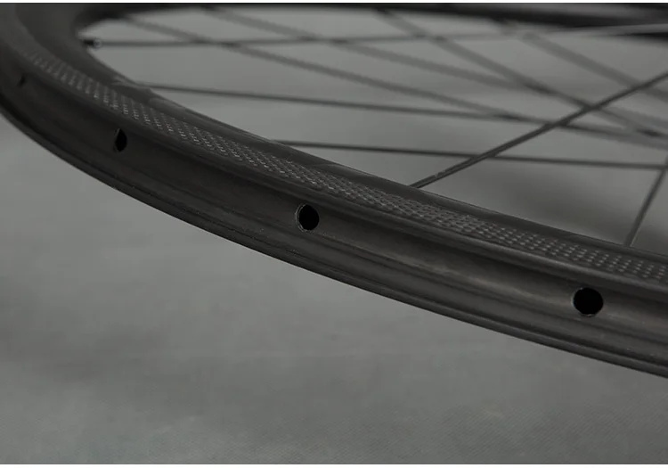 9224730665_203812192