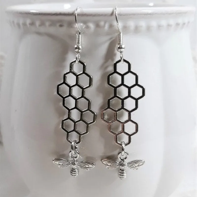 Восхитительные металлические серьги в виде пчелы и сот ювелирные изделия