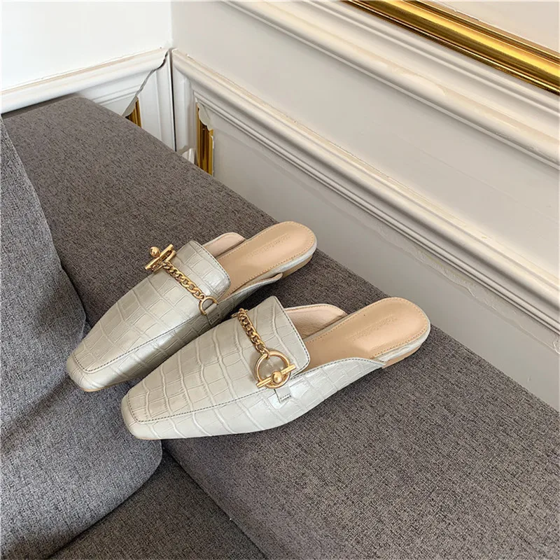 Бренд molan Designers; коллекция года; сезон весна; Новинка; модная Роскошная золотая металлическая цепь; кожаные тапочки на плоской подошве; слипоны; лоферы; шлёпанцы; вьетнамки