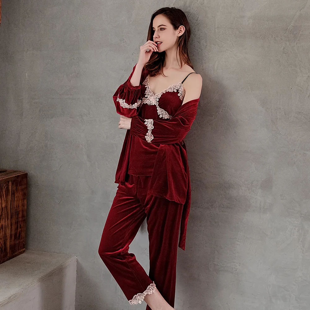 

2019 Pajamas for Women Gold Velvet Pajamas Autumn Version of Sexy Lace Sling Nightdress Robe Trousers Three-piece Home Clothes