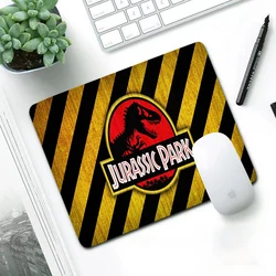Jurassic parque mousepad acessórios do jogo pequeno mouse almofada tapete de mesa do computador kawaii mouse esteira computador computador gamer teclado