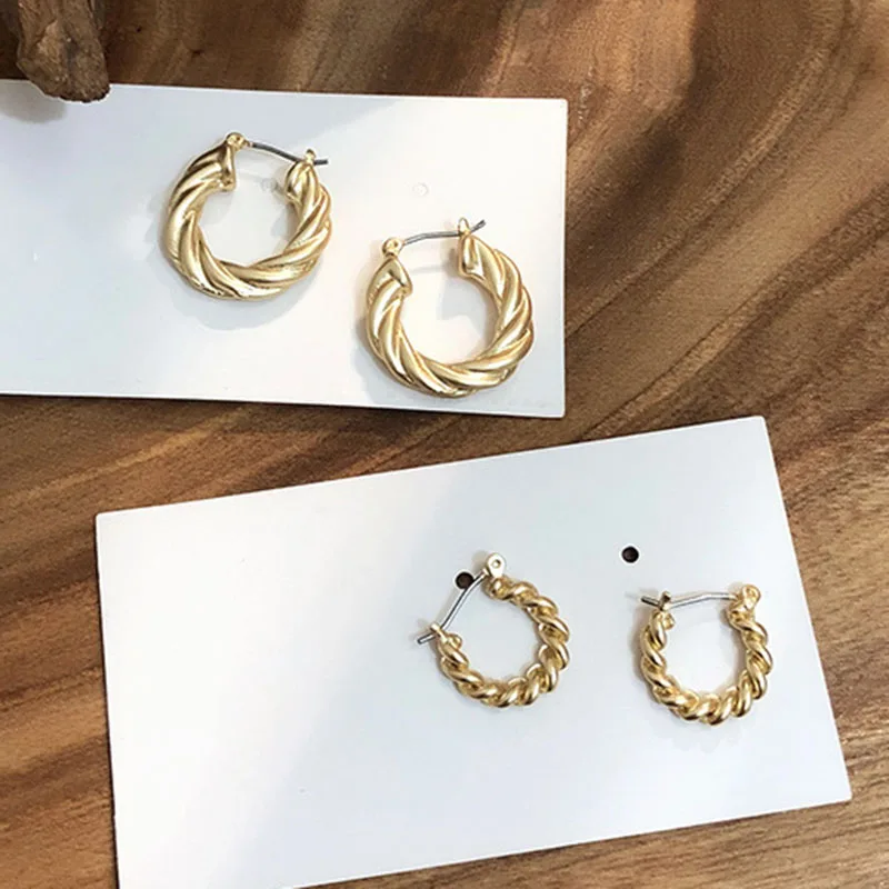 

Chic Korean Style Vintage Silver Gold Geometric Twisted Round Circle Earrings for Women Girl Fashion Jewelry brinco