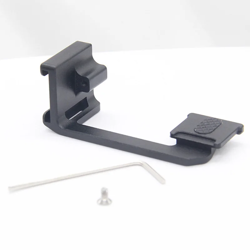 Aluminum Alloy Micro-phone Extended Cold Boot Bracket Repositioning Board Expansion Suitable For Sony A6400 A6300 A6500 Camera V