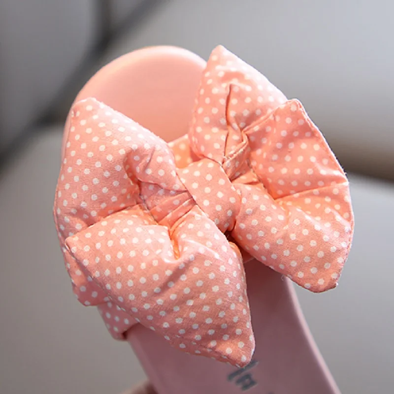 Шлепанцы для девочек весна лето 2020 новинка Детские простые комнатные туфли