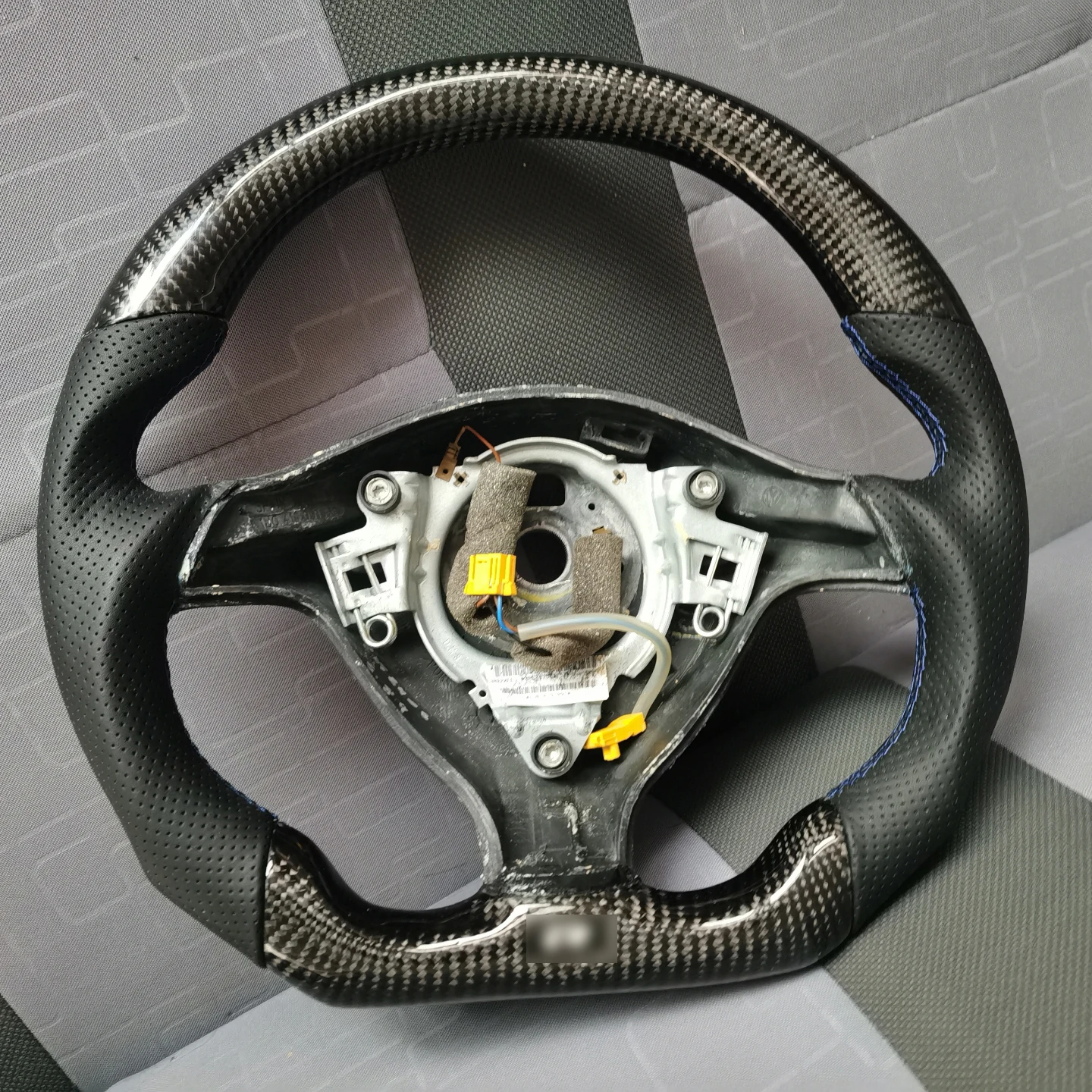 

Sports Steering Wheel Fit For Vw VOLKSWAGEN Mk4 Carbon Fiber LED Itlay Alcantara Car Steering Wheel