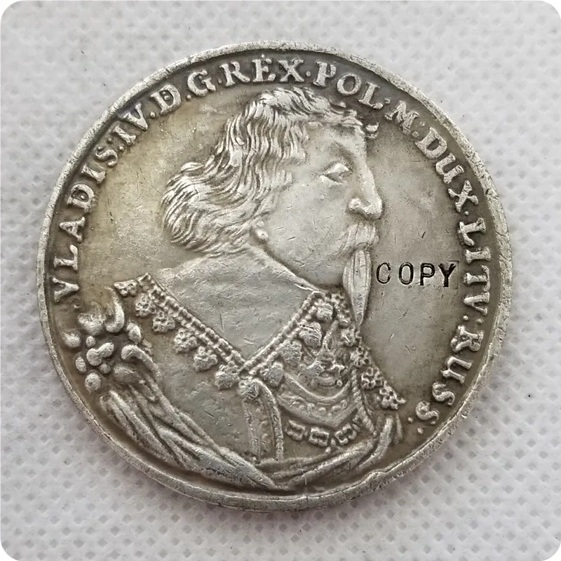 1635 имитация монеты