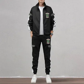 

Riverdale The New 2020 Summer & autumn Outerwear Coat Men Fashion Sport Delicate Comfortable Men Casual Print classic Zip Suit