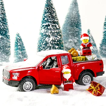 

Red Truck Christmas New Year Decoration Products For Children Car Model Metal Vehicle With Movable Wheels Gifts e