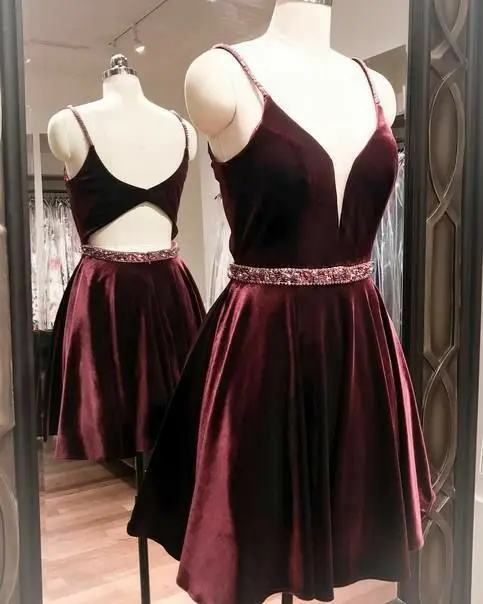 

Sexy A-Line Short Beaded Burgundy Homecoming Dresses with Pockets Satin V-Neck Knee Length Graduation Dresses for Juniors