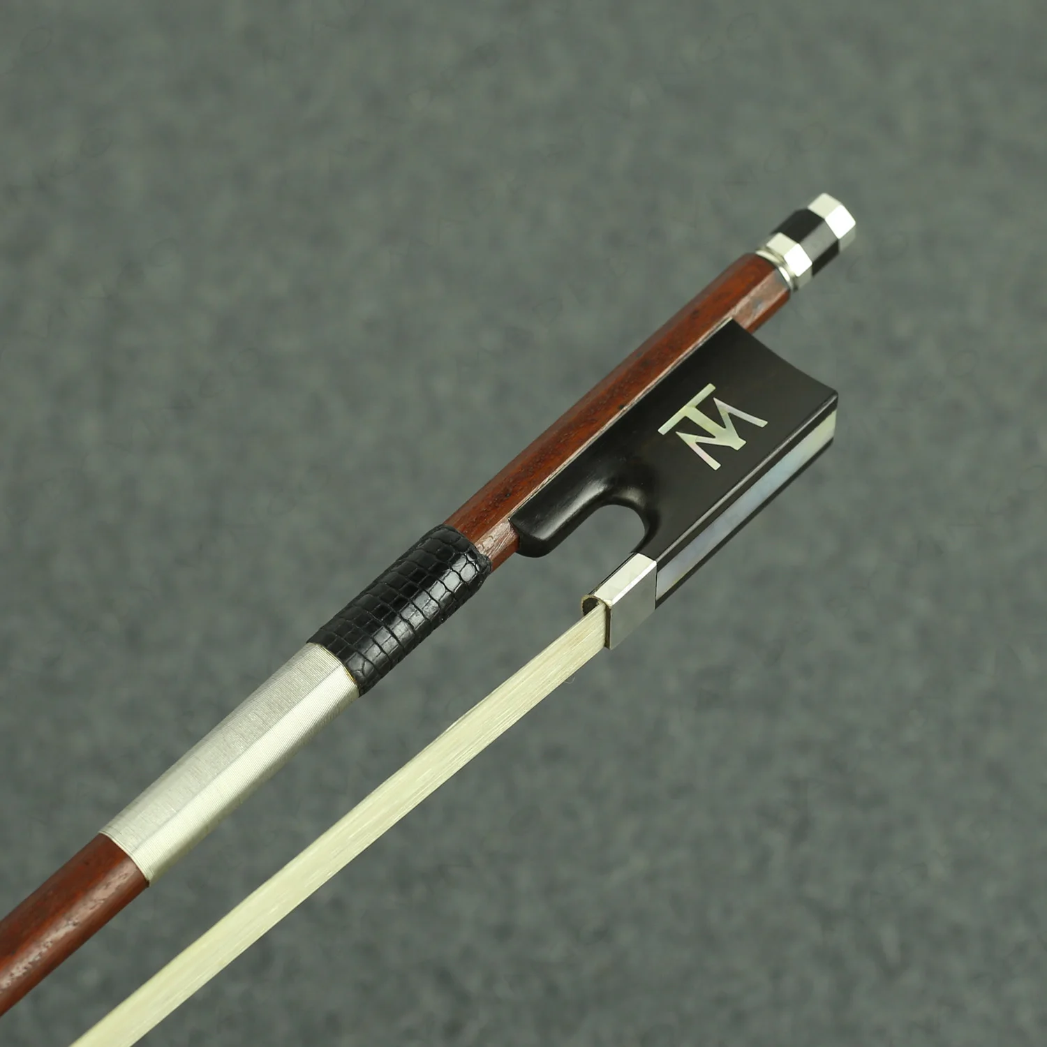 

4/4 Size MASTER Fine Pernambuco Cello Bow Strong & Stable Flexible & Smoothly <ACTUAL BOW #51>