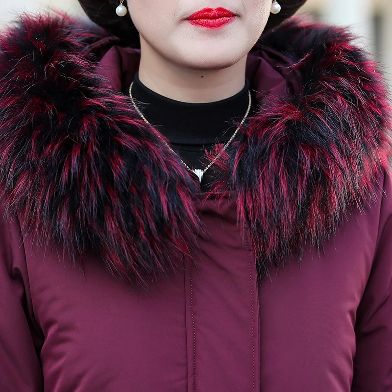 New Parkas Female Fur collar Winter Coat Women Thick Cotton Winter Jacket Women Fashion Outwear Parkas Mother's embroidery Coat