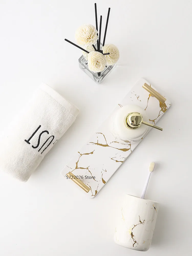 Hfcbadeb78323495b8f3981db051a4f08T.jpg?width=750&height=1000&hash=1750