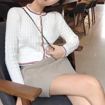 

2019 Spring Knitted White Black Cardigan Women Button Up O Neck Korean Button Cute Kwaii Crop Sweater Knitting Top Streetwear