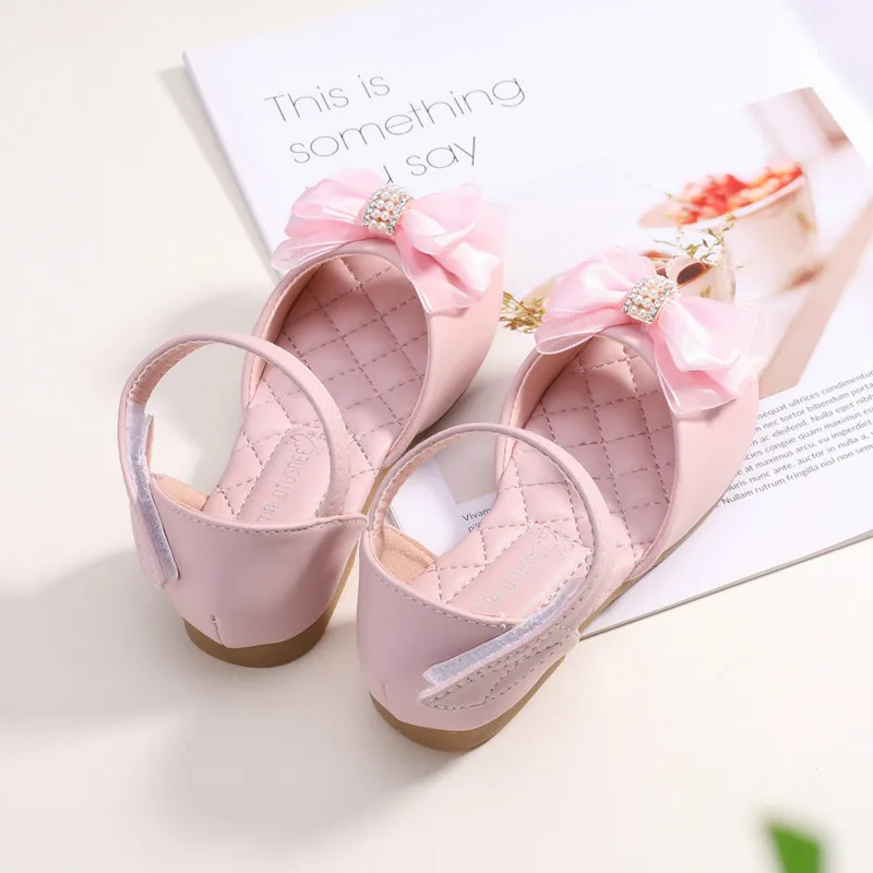 Girls Summer Sandals Open Toe Fish Mouth Princess Shoes Sweet Bowknot Pearl Dancing Shoes Comfortable Beach Shoes Pink Flat Heel