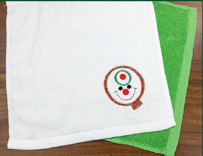 1PC Christmas Towel Celebration Cake Modelling Cotton Towel Santa Snowman Square Towel Creative Christmas Party Gifts