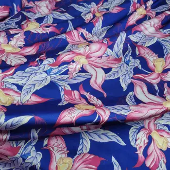 

Stretchy Imitation Silk Elastic Fabric Digital Print Fashion Style Soft Charmeuse Sewing Glossy Pajamas Blouse Material