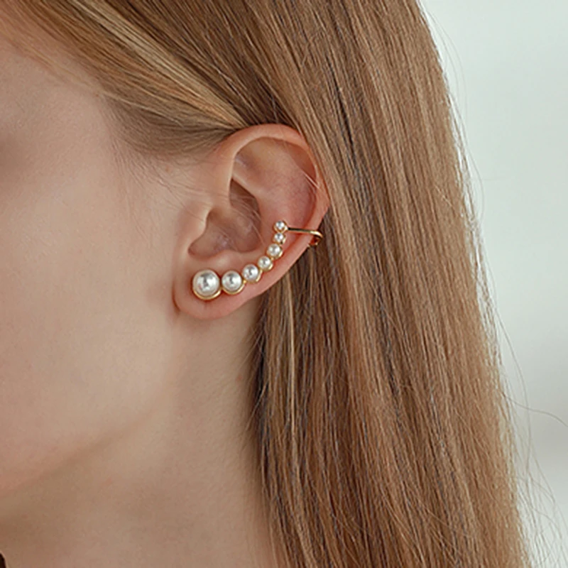 

Peri'sBox 2019 Gold Multi Size Pearl Stud Earrings Round White Pearl Ear Crawler Earrings Minimalist Climbing Earrings for Women