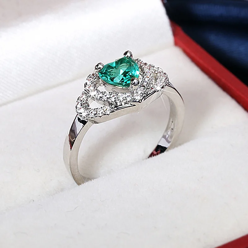 Silver Ring Ladies Zircon Hand Holding Love Ring 925 Silver Engagement Jewelry