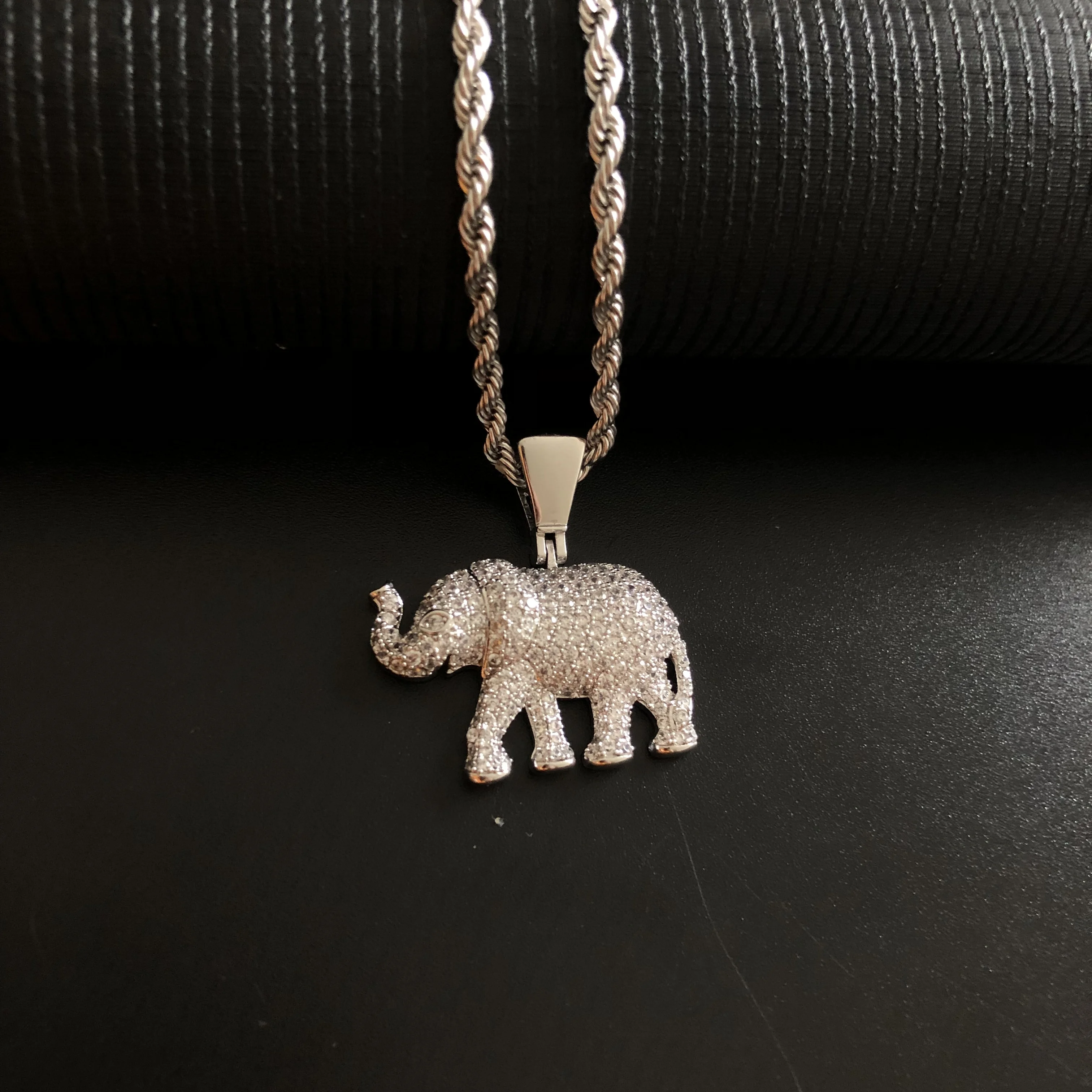 Iced Out Hiphop Elephant Pendant 