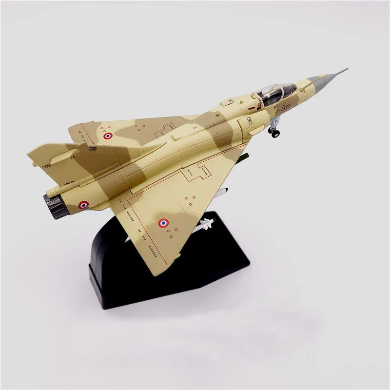 Масштаб 1/100 военная модель игрушки Франция Dassault Mirage 2000 боевика игрушка для детей