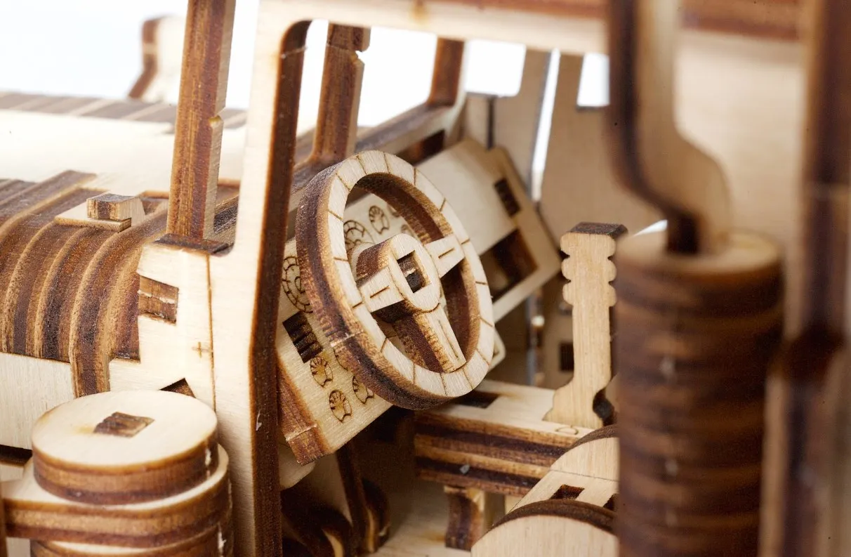 Сборная модель Тягач VM-03 UGEARS