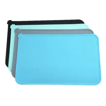 

Dog Cat Food Mat Natural Silicone Feeding Placemat for Pets Dogs Bowls Pet Mat