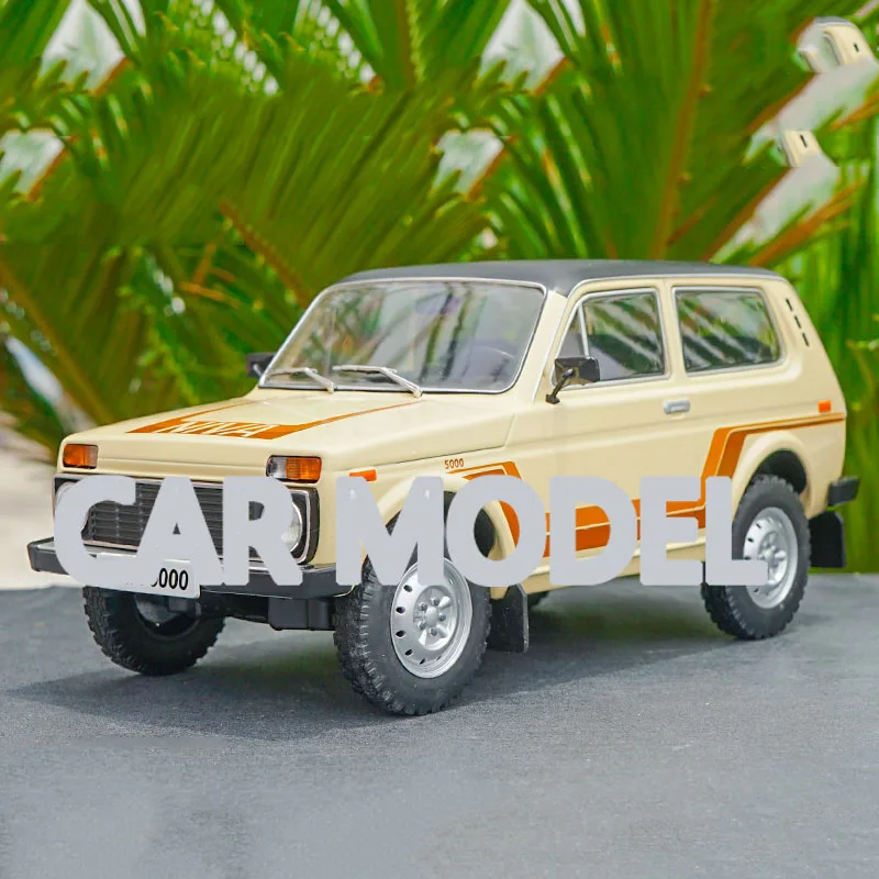 1:18 Масштаб сплава игрушечных автомобилей группа Лада Нива модель автомобиля SUV детских игрушечных автомобилей авторизованный игрушки для детей