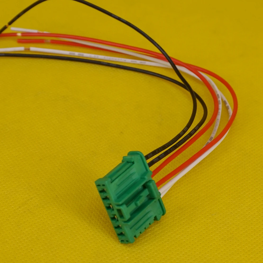 

DWCX Rear Tail Light Loom Wiring Connector fit for Peugeot 1007 2008 206 207 208 2008 307 3008 308 508 Citroen C2 C3 C4 C5 DS3