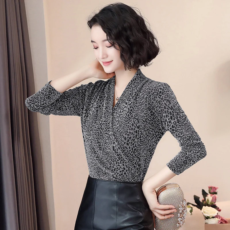 

COIGARSAM Casual Leopard blouse women New Spring Print Full Sleeve Chiffon Loose blusas womens tops and blouses Khaki Sivler 823