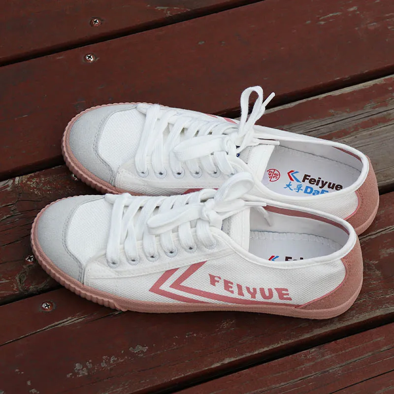 Feiyue/обувь; классические китайские кроссовки кунг-фу для женщин, мужчин, подростков, взрослых; парусиновые повседневные кроссовки на плоской подошве для молодых взрослых; спортивная обувь