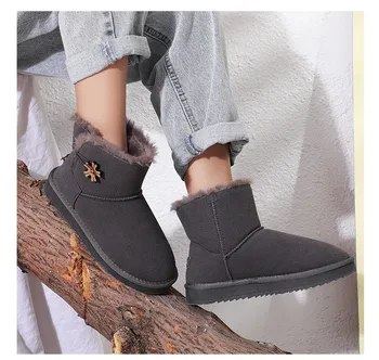 

Snow Boots Women's Short Tube New 2020 Winter Thick And Velvet Women's Shoes Northeast Fur One Thick-soled Cotton Shoes