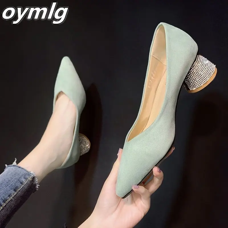 Женские замшевые туфли на высоком каблуке босоножки с острым носком и Ярким