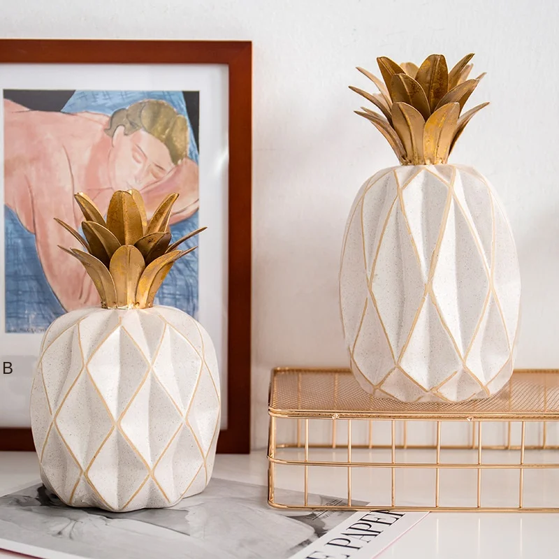 pineapple Figurines (18)