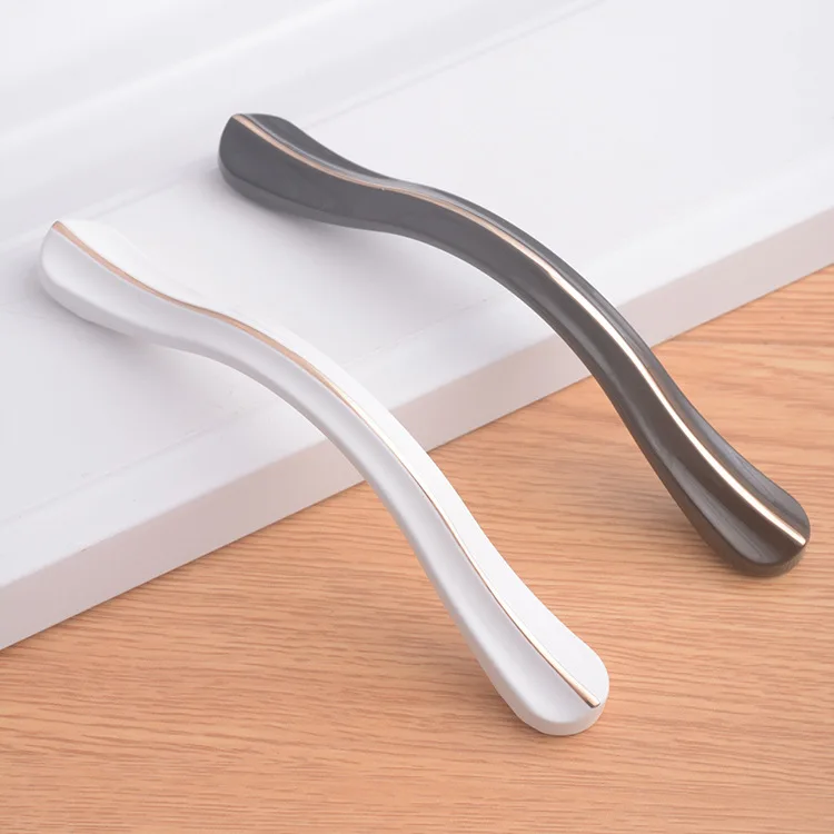 

Creative Paperback Large Light Hook Modern Minimalist Cabinet Large Drawer Handle Simple European Large Cabinet Door Handle
