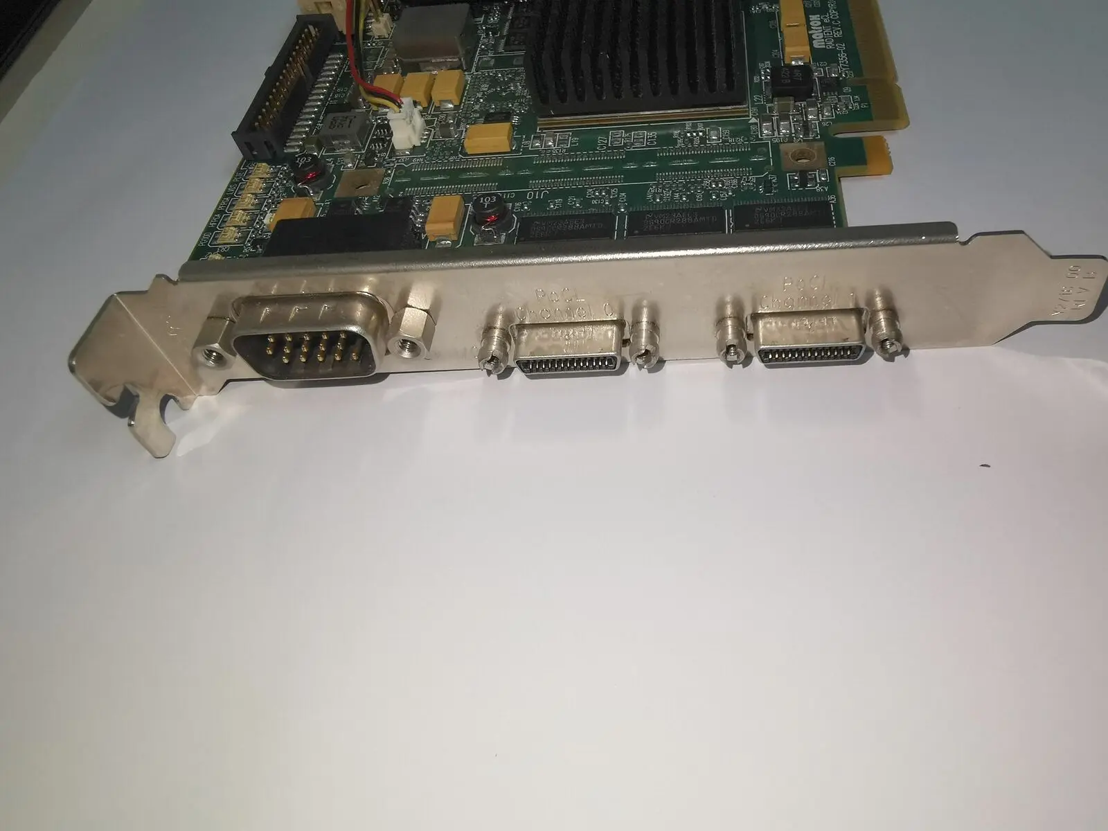 Тест Y7356-02 REV. C RAD2GSF110400 используется