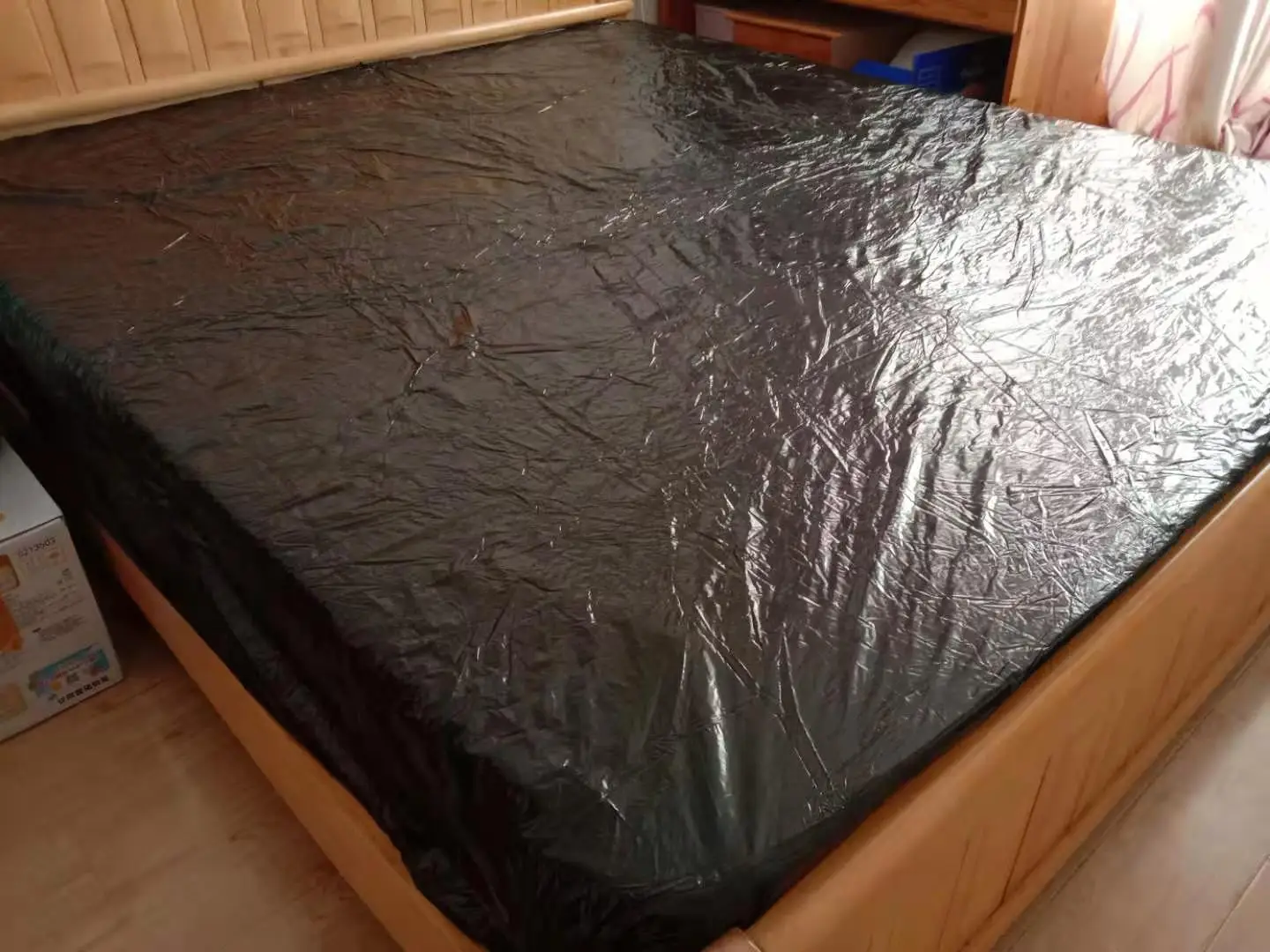 PVC fitted Sheet Plastic Adult Sex Bed Sheets Sexy Game Waterproof Hypoallergenic Mattress Cover Full Queen Bedding Sheet