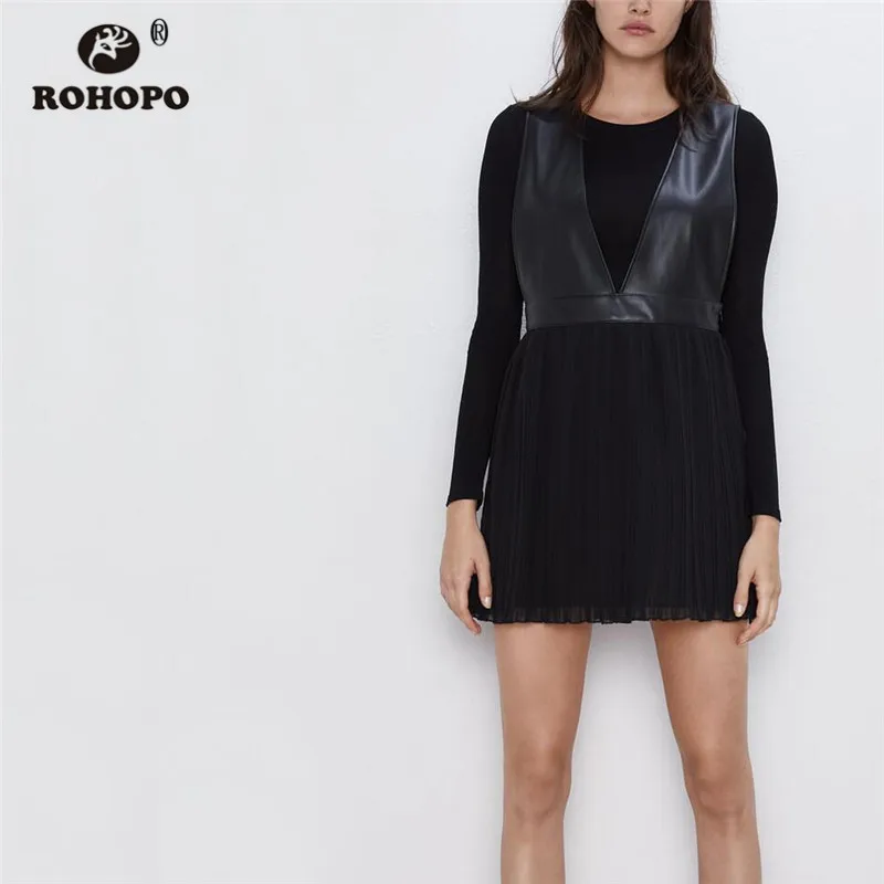 

ROHOPO Sleeveless Patchaorl Leather Black Mini Dress Tops PU Leather V Collar Pleated Bottom Side zipper closure Vestido #9714