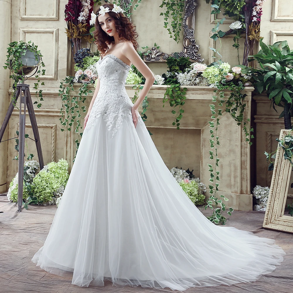 ANGELSBRIDEP-Real-Photo-Crystal-Lace-Applique-Strapless-Beach-Wedding-Dresses-Fashion-Lace-up-Chapel-Train-Wedding (2)