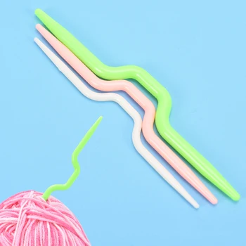 

ABS Plastic Crochet Hook Knitting Needles Sweater Muffler Weaving tools Crooked Twist Curved needle Craft DIY Tool